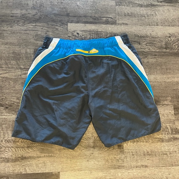 Swim trunks - Picture 2 of 3